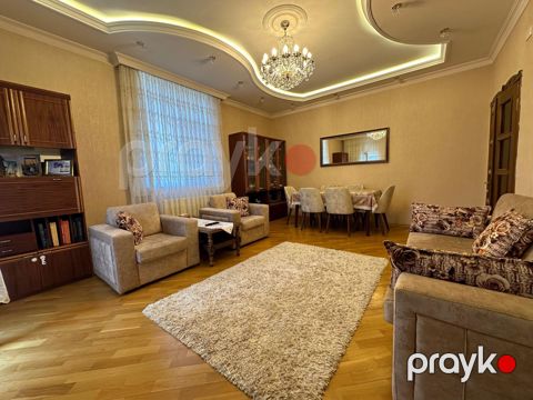 Satılır 3 otaqlı yeni tikili 140 m² — Bakı