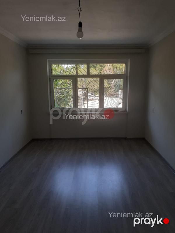 Satılır 1 otaqlı Bina evi menzil (Köhnə tikili), 33 m², 4-cü mikrorayon — Mənzil, Sumqayıt (3)