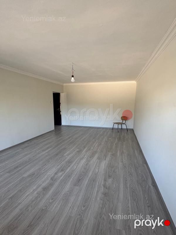 Satılır 1 otaqlı Bina evi menzil (Köhnə tikili), 31 m², 4-cü mikrorayon — Mənzil, Sumqayıt (2)