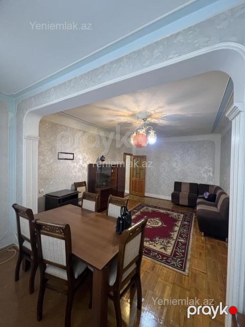 Satılır 2 otaqlı Bina evi menzil (Köhnə tikili), 60 m², 10-cu mikrorayon — Sumqayıt
