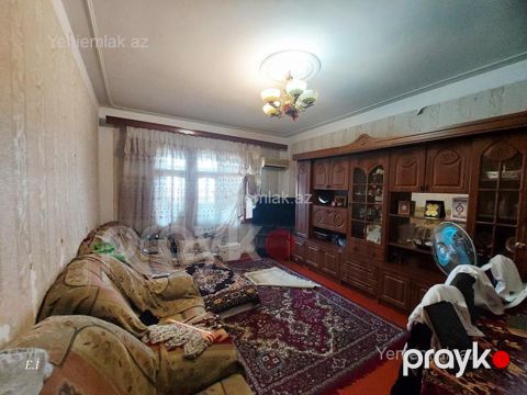 Satılır 3 otaqlı Bina evi menzil (Köhnə tikili), 70 m², 13-cü mikrorayon — Sumqayıt