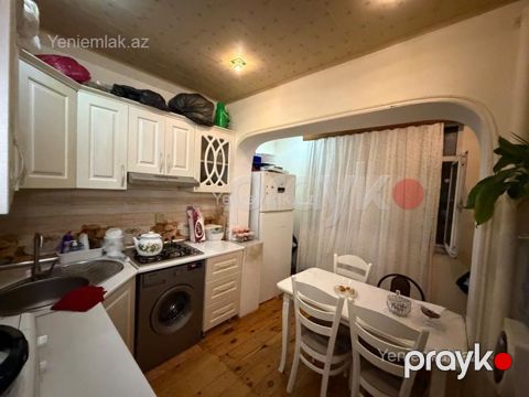 Satılır 2 otaqlı Bina evi menzil (Köhnə tikili), 60 m², Xətai rayonu