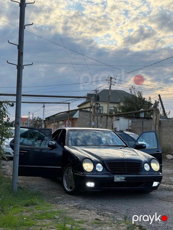 Mercedes E 320, 3.2 L, 2001 il, 250 000 km — Avtomobillər, Bakı (8)