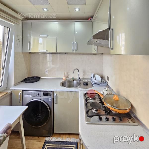 Satılır 2 otaqlı Bina evi menzil (Köhnə tikili), 50 m², 8-ci mikrorayon — Mənzil, Sumqayıt (2)