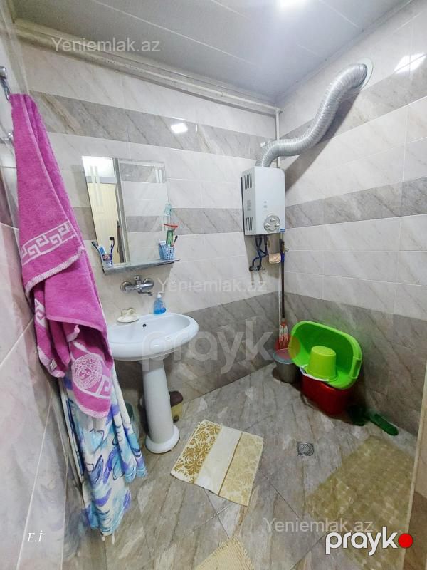 Satılır 3 otaqlı Bina evi menzil (Köhnə tikili), 74 m², 13-cü mikrorayon — Mənzil, Sumqayıt (5)