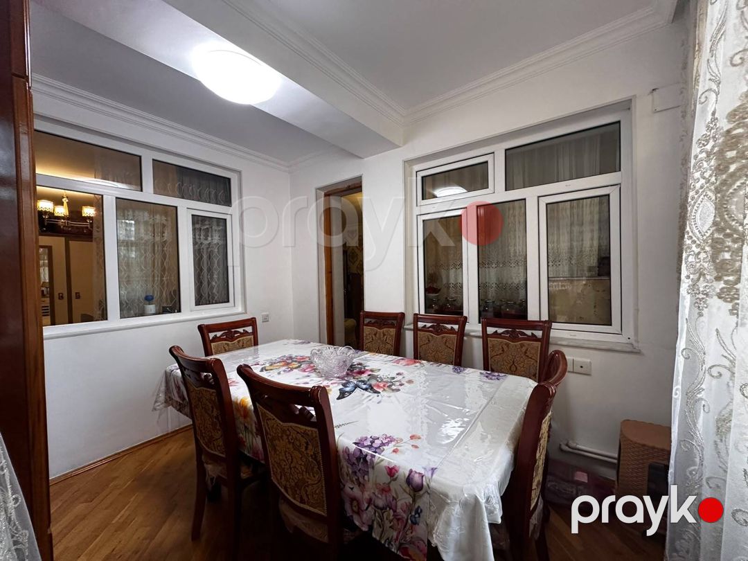 Satılır 4 otaqlı köhnə tikili 104 m² — Mənzil, Bakı (3)