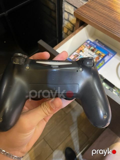 Sony PlayStation 4 pultu — Bakı