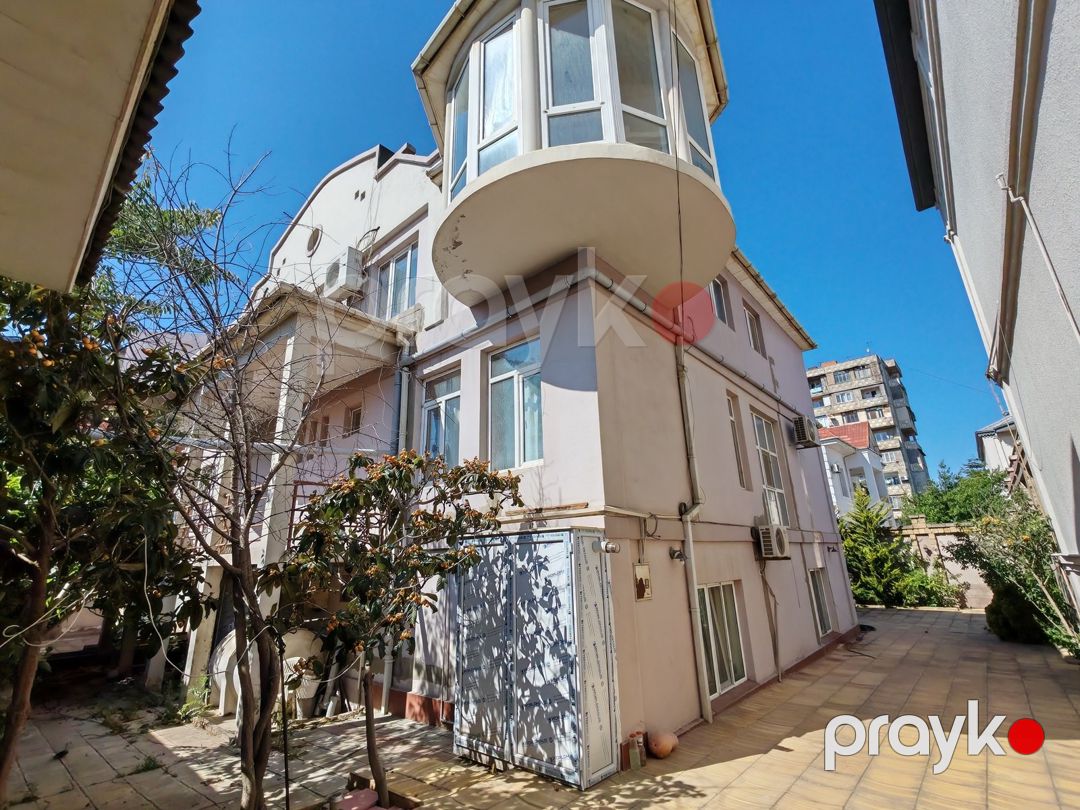 Satılır 12 otaqlı həyət evi/bağ evi 528 m² — Ev, villa, Bakı (5)
