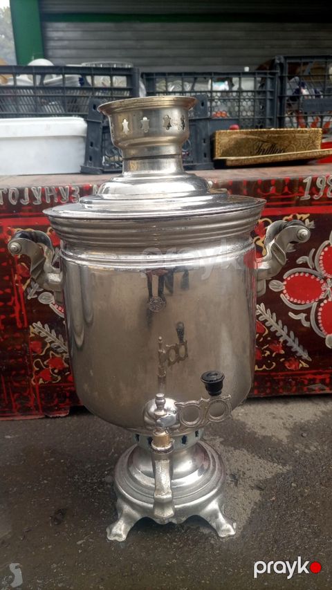 Klassik kömür/sobada yanan samovar - Material: cilalı metal — Bakı