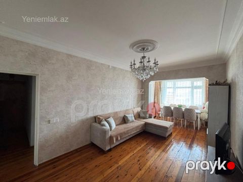Satılır 3 otaqlı Bina evi menzil (Köhnə tikili), 100 m², Binəqədi rayonu — Bakı
