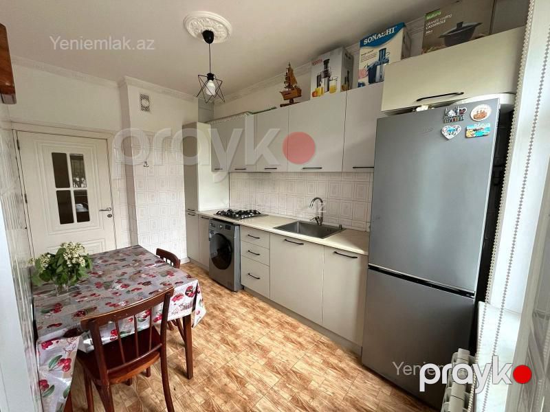 Satılır 3 otaqlı Bina evi menzil (Köhnə tikili), 74 m², 9-cu mikrorayon — Mənzil, Sumqayıt (2)