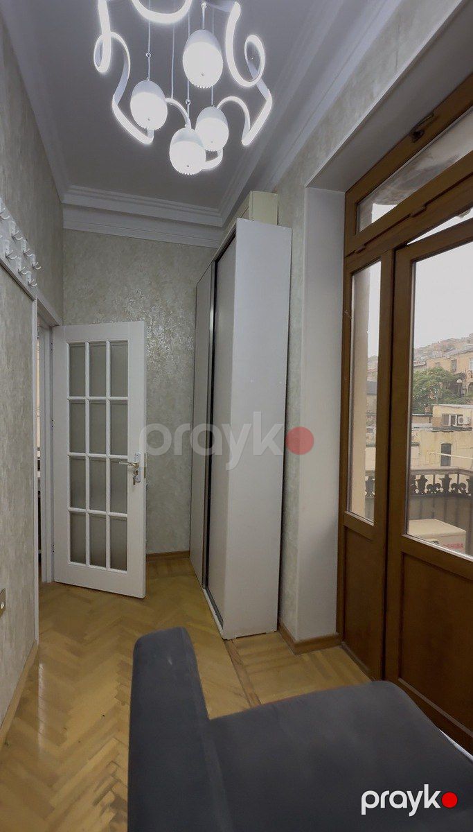 Satılır 2 otaqlı köhnə tikili 55 m² — Mənzil, Bakı (9)