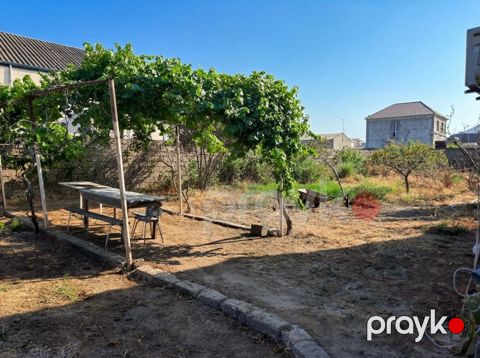 Satılır 4 otaqlı həyət evi/bağ evi 180 m² — Bakı