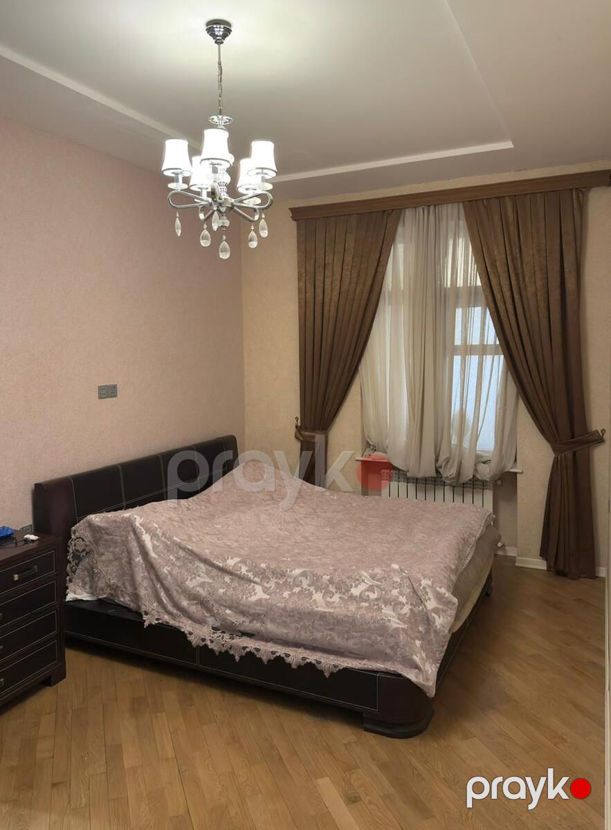 Satılır 2 otaqlı köhnə tikili 79 m² — Mənzil, Bakı (9)