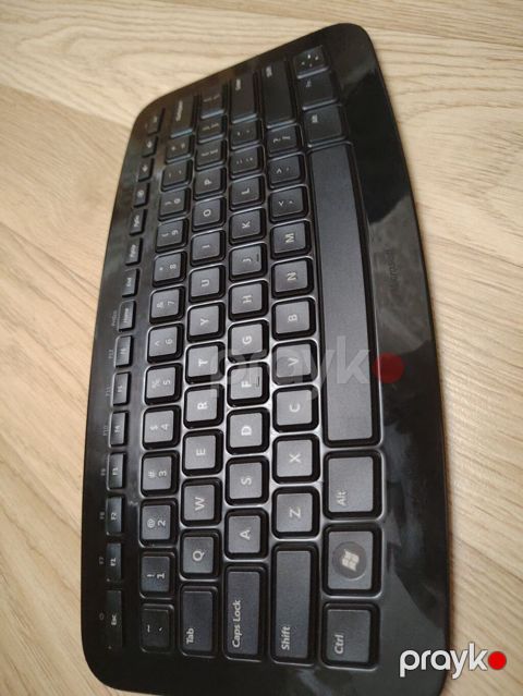 Məhsul: Microsoft Arc Keyboard (kompakt simsiz klaviatura) — Sumqayıt