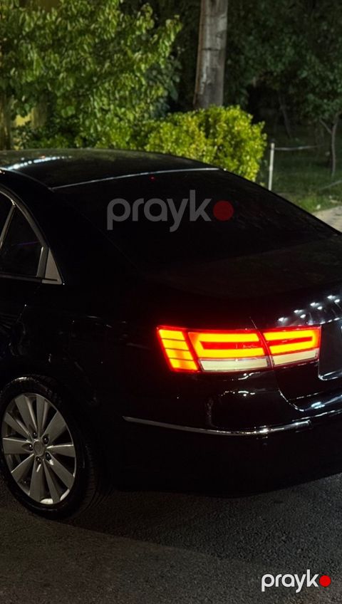 Hyundai Sonata stop işığı — Bakı