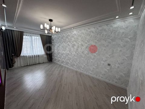 Satılır 3 otaqlı köhnə tikili 85 m² — Bakı