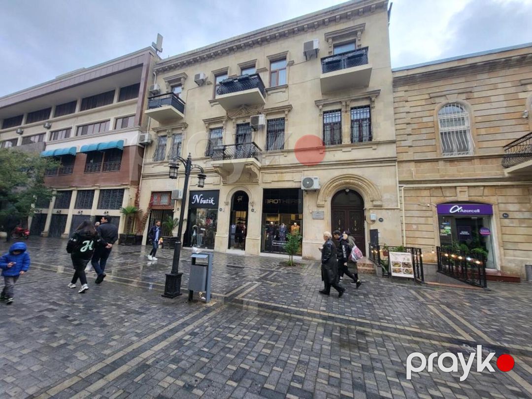 İcarəyə verilir 5 otaqlı köhnə tikili 250 m² — Mənzil, Bakı (8)