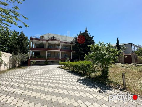 İcarəyə verilir 9 otaqlı həyət evi/bağ evi 950 m² — Bakı