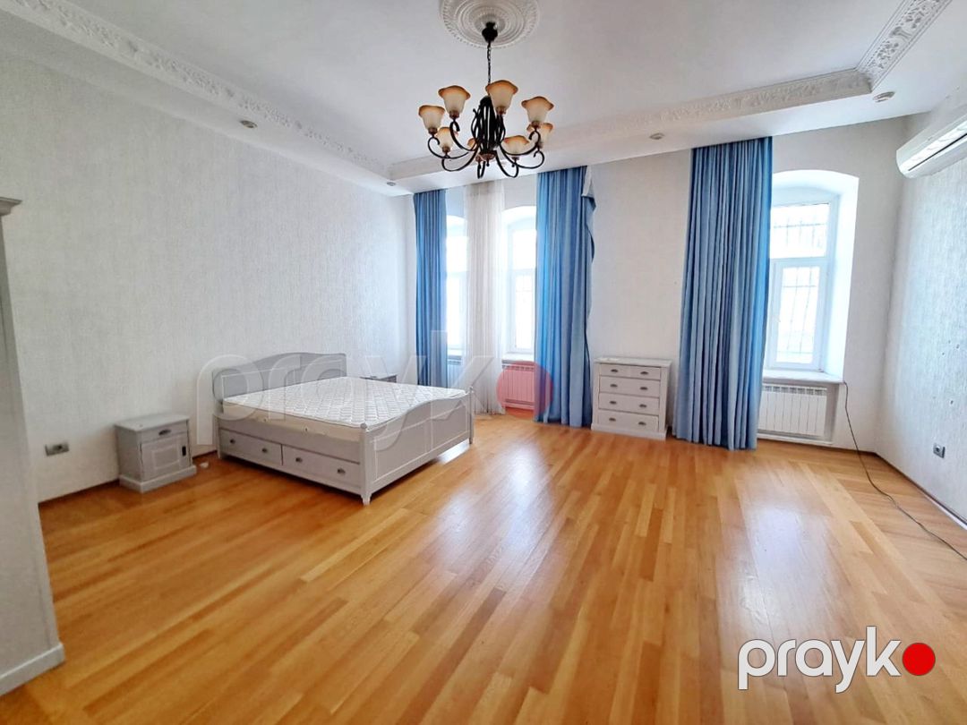 İcarəyə verilir 5 otaqlı köhnə tikili 250 m² — Mənzil, Bakı (10)