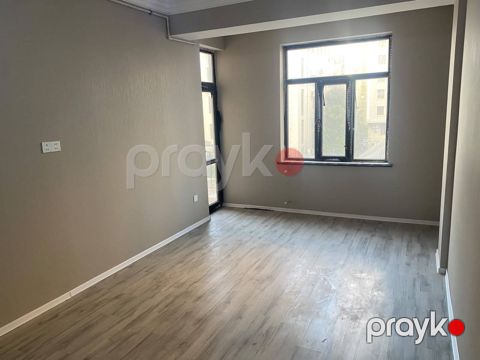 Satılır 2 otaqlı yeni tikili 60 m²