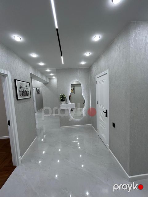 Satılır 3 otaqlı yeni tikili 117 m²