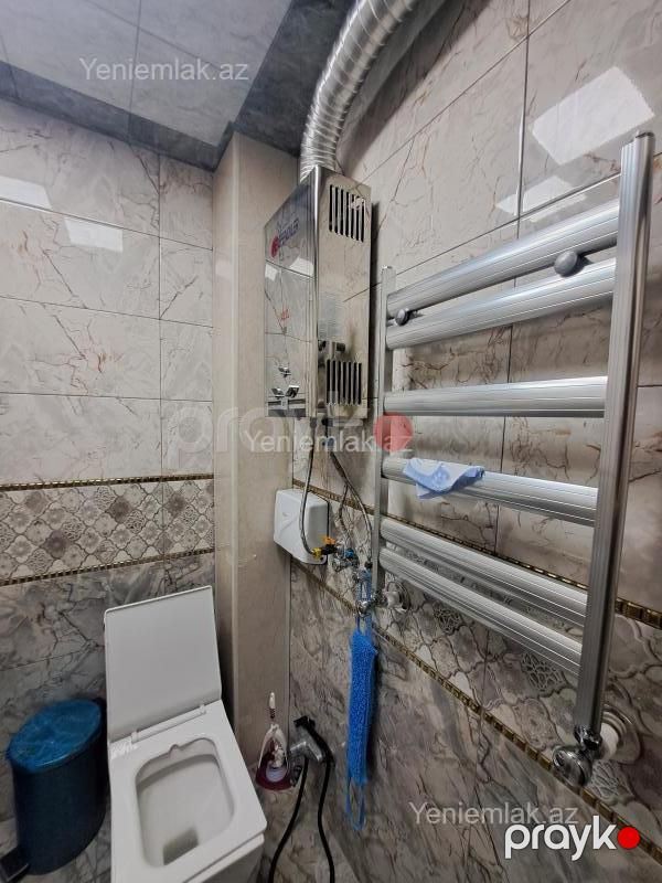 Satılır 2 otaqlı Bina evi menzil (Köhnə tikili), 48 m², 8-ci mikrorayon — Mənzil, Sumqayıt (10)