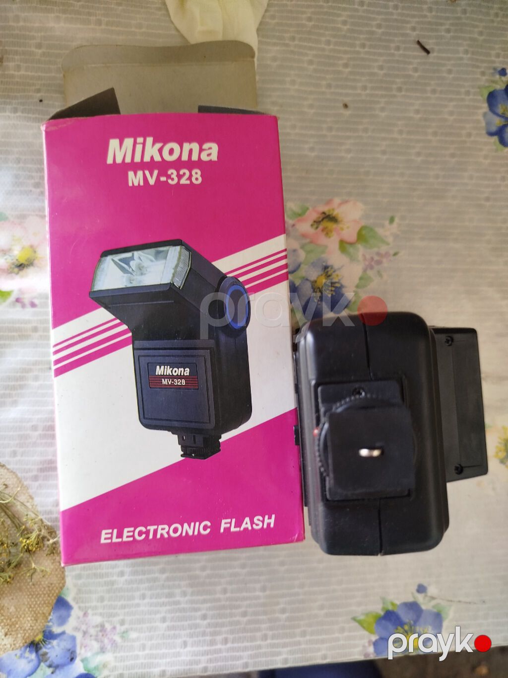 Mikona MV-328 Electronic Flash foto apart ucun 4 x 1.5 batarey ile — İşıq avadanlığı və aksesuarlar, Bakı (4)