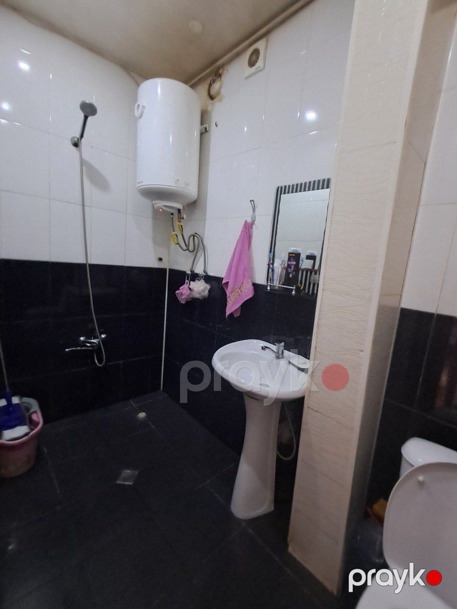 Satılır 3 otaqlı köhnə tikili 70 m² — Mənzil, Bakı (11)