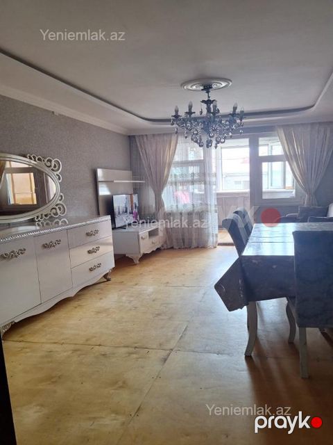Satılır 2 otaqlı Bina evi menzil (Köhnə tikili), 46 m², 8-ci mikrorayon — Sumqayıt