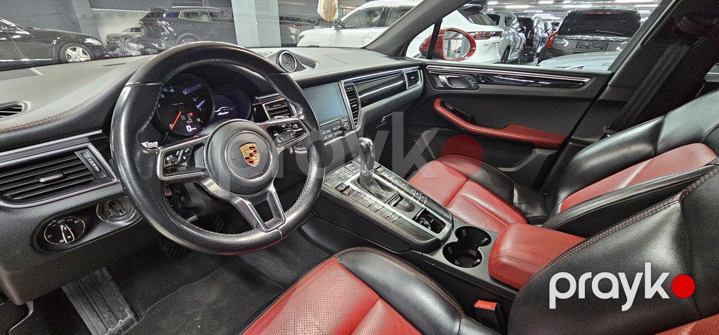 Porsche Macan, 2.0 L, 2018 il, 200 000 km — Avtomobillər, Bakı (9)