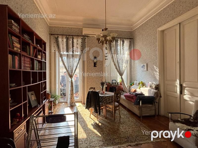 Satılır 3 otaqlı Bina evi menzil (Köhnə tikili), 70 m², Səbail rayonu — Mənzil, Bakı (3)