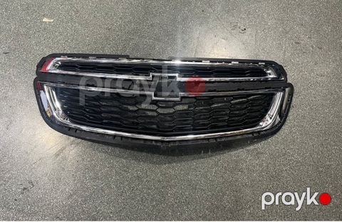 "Chevrolet Cobalt" radiator barmaqlığı — Bakı