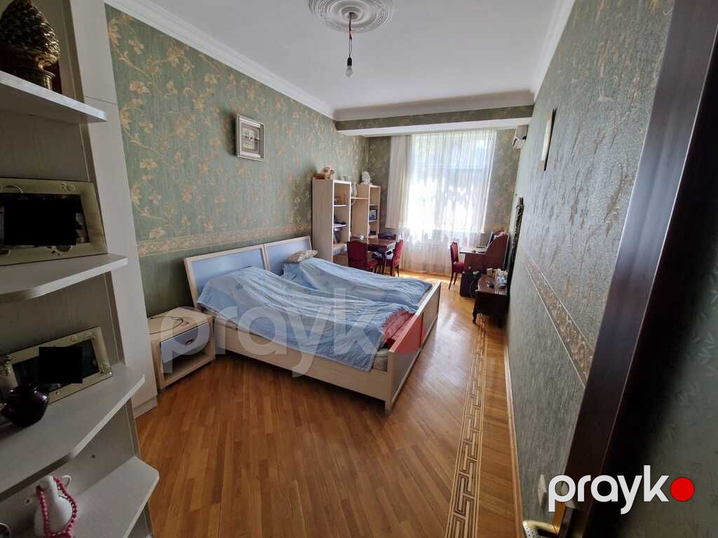Satılır 4 otaqlı yeni tikili 200 m² — Mənzil, Bakı (10)