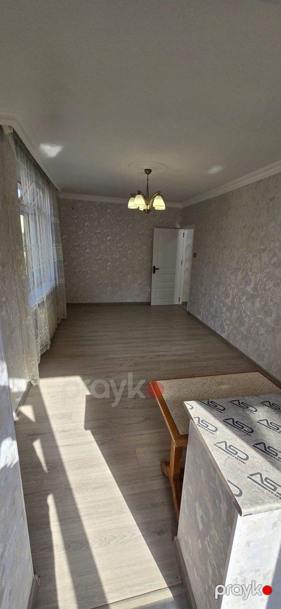 Satılır 2 otaqlı köhnə tikili 45 m² — Mənzil, Bakı (2)