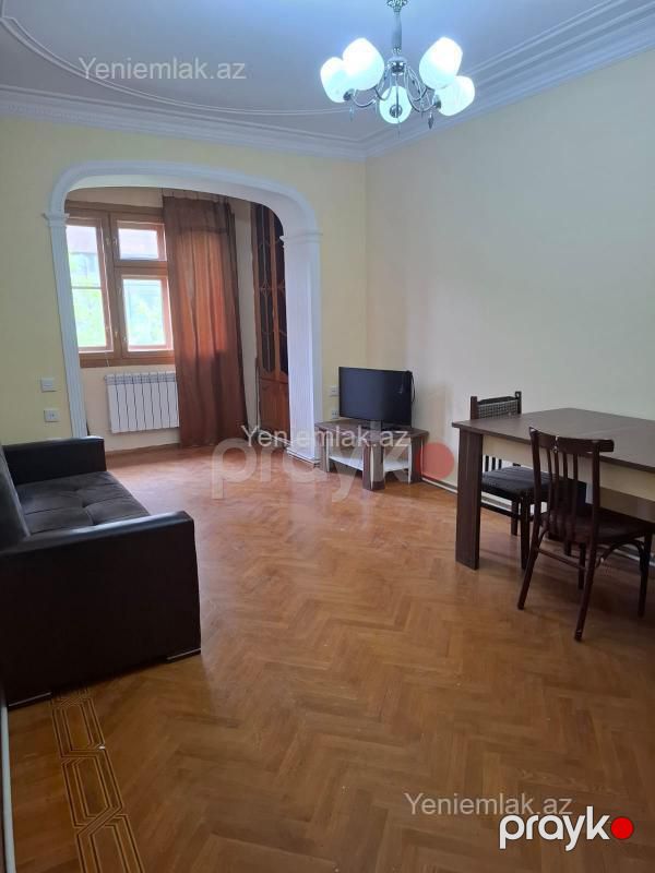 Satılır 3 otaqlı Bina evi menzil (Köhnə tikili), 80 m², Nərimanov rayonu — Mənzil, Bakı (3)