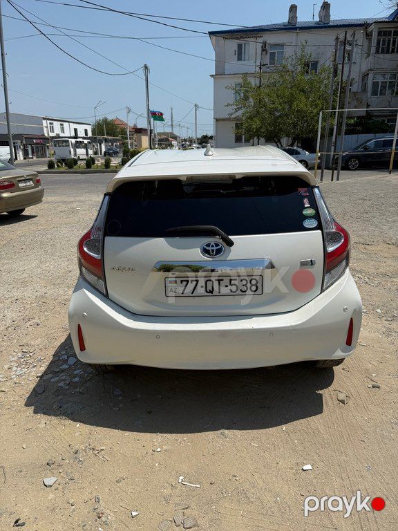 Toyota Aqua, 1.5 L, 0.9 kWh, 2019 il, 175 000 km — Avtomobillər, Bakı (4)