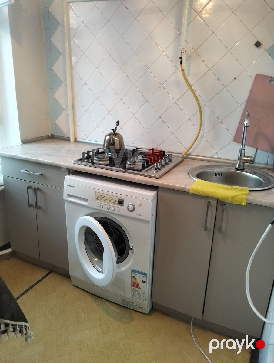 İcarəyə verilir 1 otaqlı köhnə tikili 35 m² — Mənzil, Bakı (7)