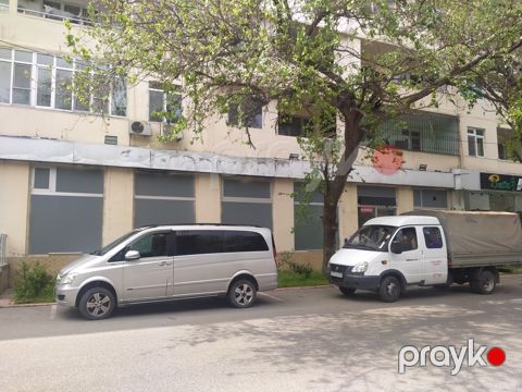 Satılır obyekt 315 m² — Bakı