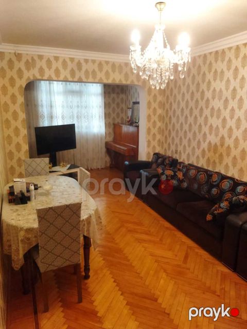 İcarəyə verilir 3 otaqlı köhnə tikili 74 m² — Bakı