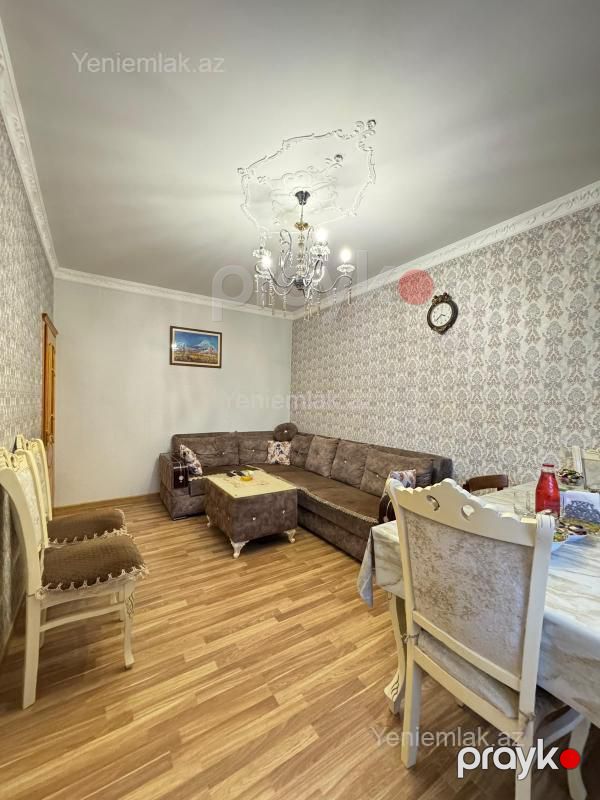 Satılır 4 otaqlı Bina evi menzil (Köhnə tikili), 110 m², Binəqədi rayonu — Mənzil, Bakı (2)