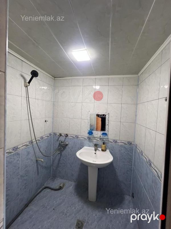 Satılır 2 otaqlı Bina evi menzil (Köhnə tikili), 60 m², 10-cu mikrorayon — Mənzil, Sumqayıt (12)