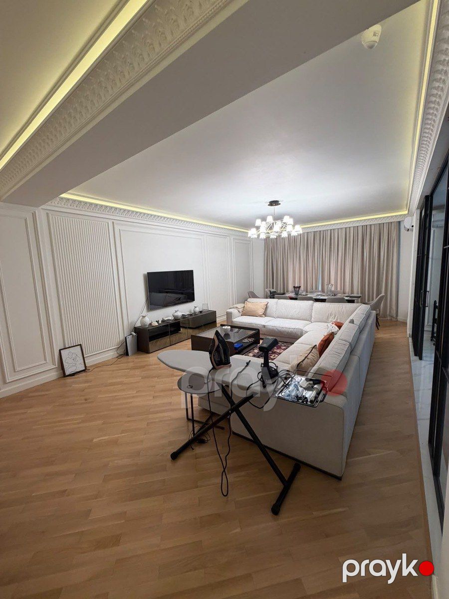 Satılır 4 otaqlı yeni tikili 180 m² — Mənzil, Bakı (2)