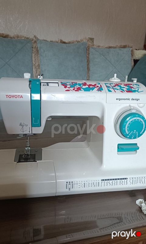 Tikiş maşını Toyota — Bakı