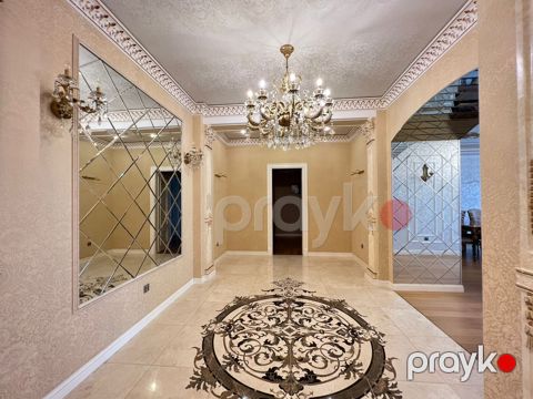 Satılır 5 otaqlı yeni tikili 300 m² — Bakı