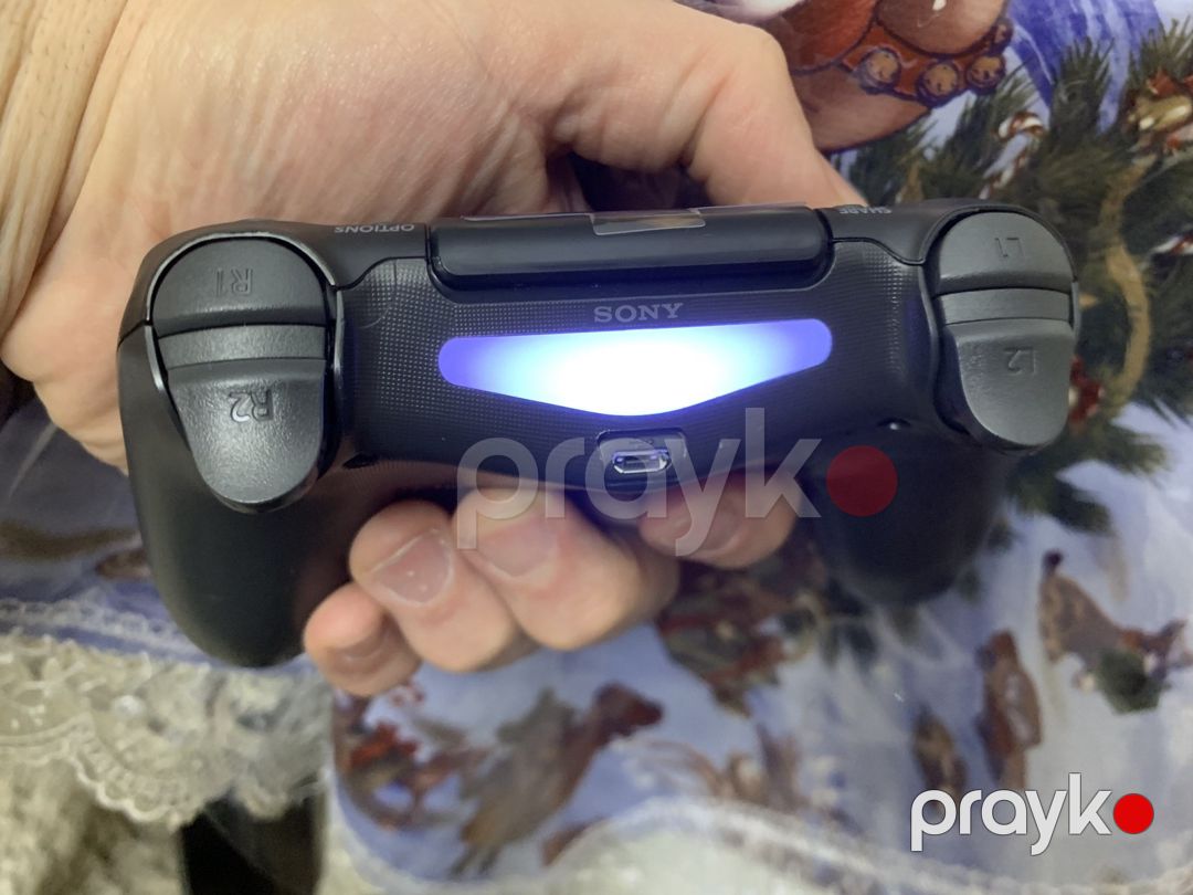 Sony PlayStation 4 Sony Dualshock 4 pultu — Oyunlar, konsollər və proqramlar, Bakı (3)