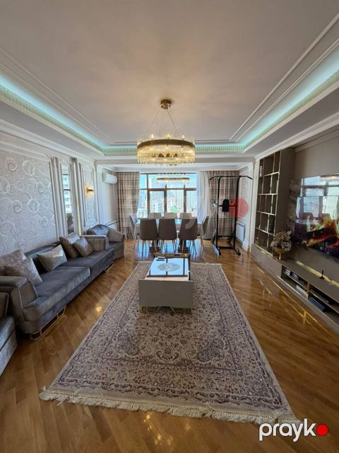 Satılır 4 otaqlı yeni tikili 152 m² — Bakı