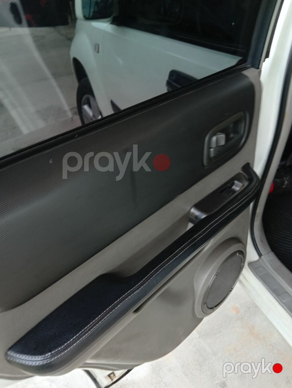 Nissan X-Trail, ağ rəng, 5 nəfərlik şəhər və kənar yol üçün praktik — Avtomobillər, Digah (8)