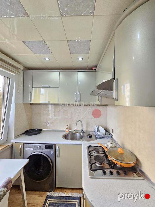 Satılır 2 otaqlı Bina evi menzil (Köhnə tikili), 50 m², 8-ci mikrorayon — Mənzil, Sumqayıt (5)