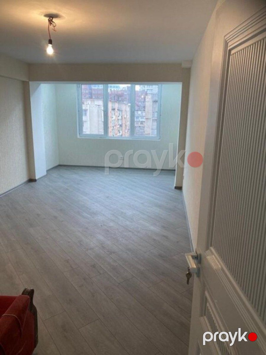 Satılır 2 otaqlı köhnə tikili 70 m² — Mənzil, Bakı (2)